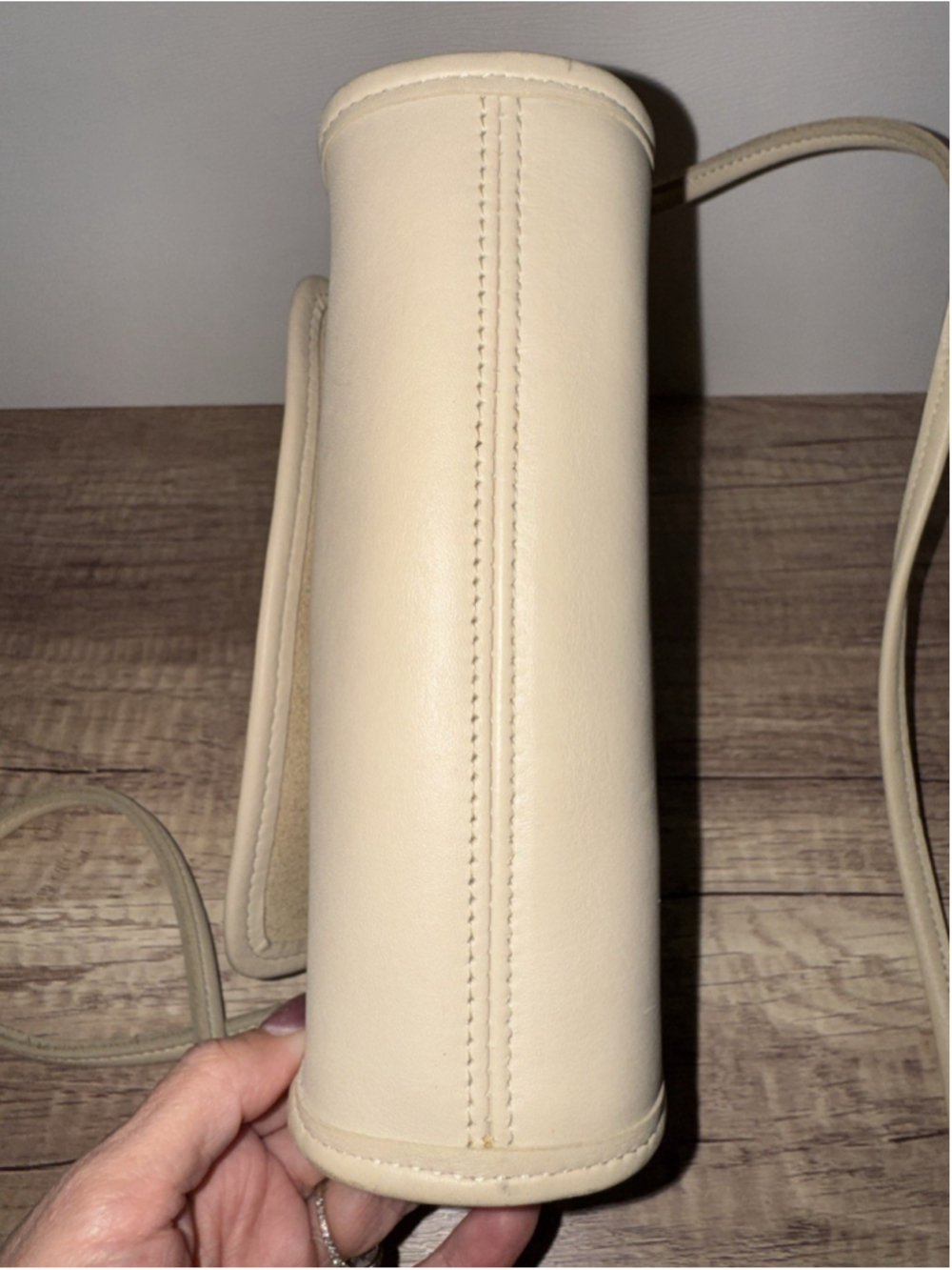 Vintage Coach Christie 9892 Bone Leather USA Minimalist Crossbody Bag - Picture 5 of 16